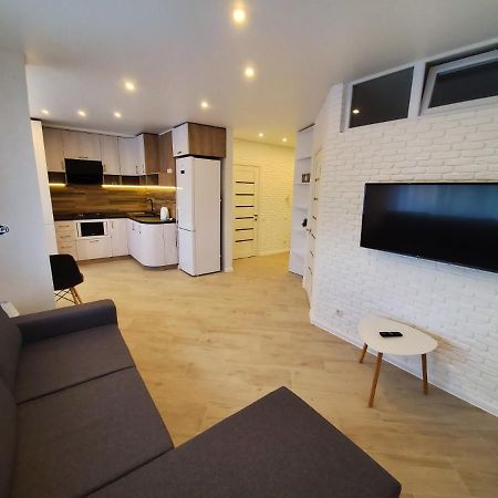 Sleep & Flight Apartment Boryspil Bagian luar foto