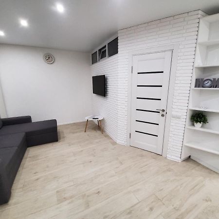 Sleep & Flight Apartment Boryspil Bagian luar foto