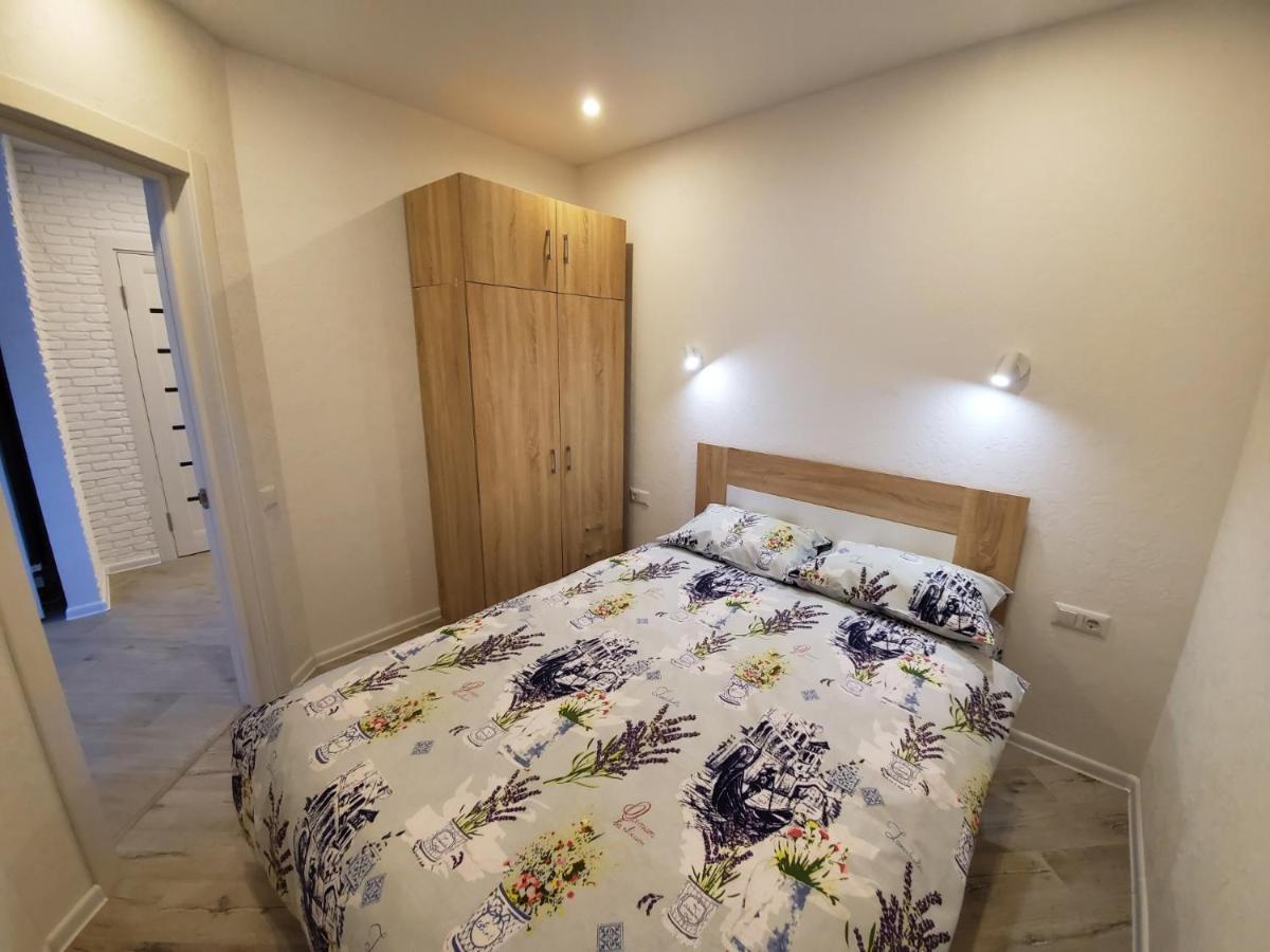 Sleep & Flight Apartment Boryspil Bagian luar foto