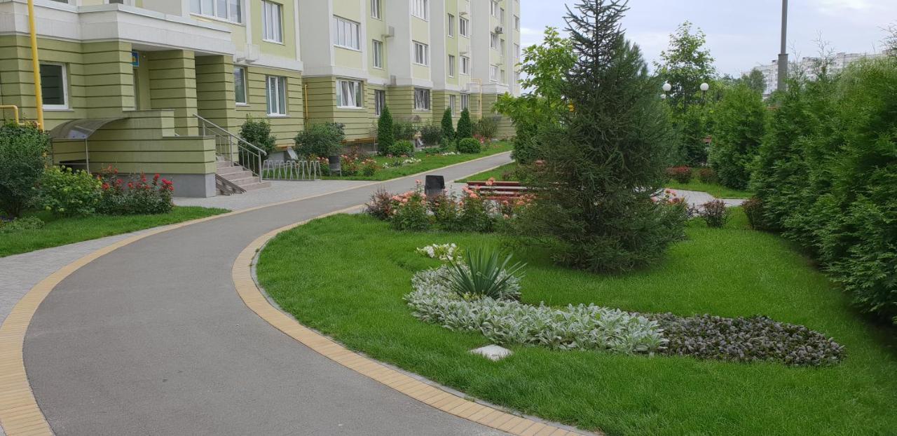 Sleep & Flight Apartment Boryspil Bagian luar foto