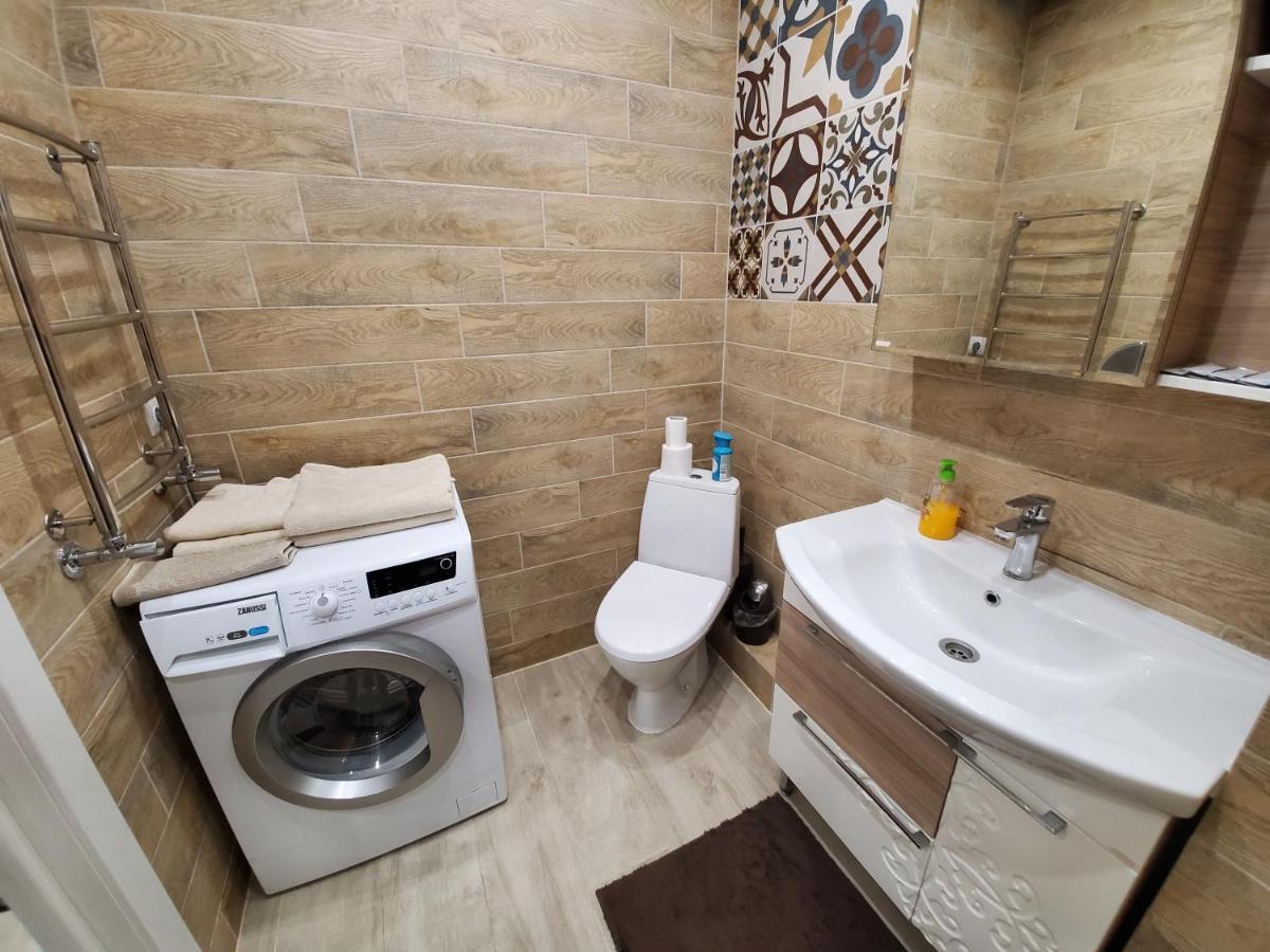 Sleep & Flight Apartment Boryspil Bagian luar foto