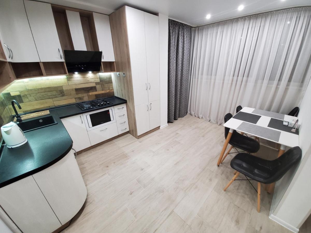 Sleep & Flight Apartment Boryspil Bagian luar foto